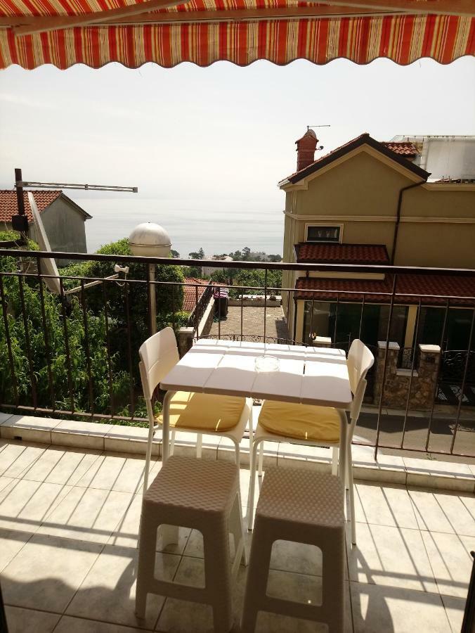 Charming Hill Apartment Opatija Exteriör bild