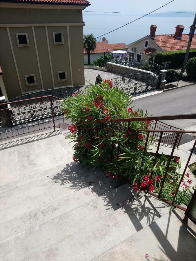 Charming Hill Apartment Opatija Exteriör bild